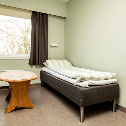 Image of Karm�y Folkeh�gskule vandrerhjem