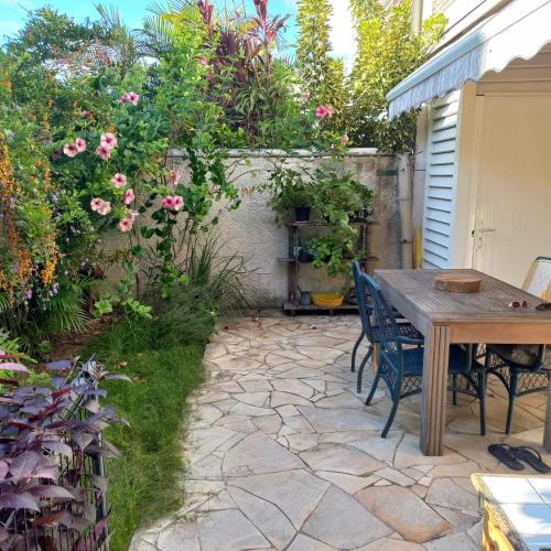 Image of Garden & Terrace Apartment