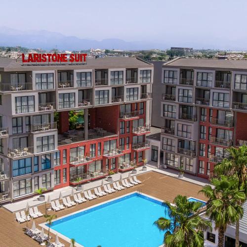 Laristone Suite Spa Hotel