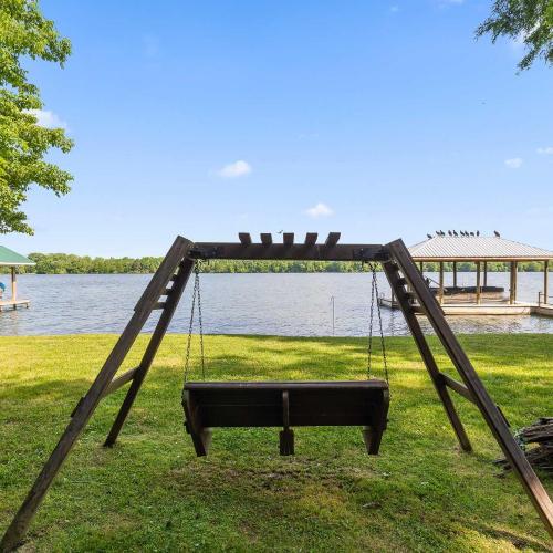 River Access and Dock - Chickamauga River Refuge