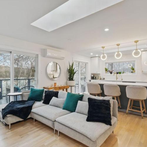 Image of The Tranquil lake-house at Fletchers Lake