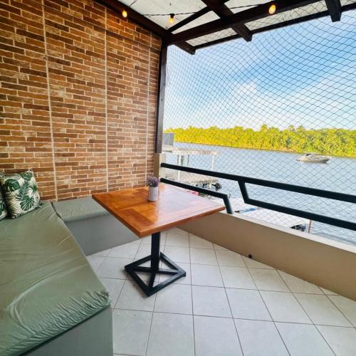 Lar da Preguiça: 90m2,Vista incrível, A/C, Wi-Fi, à 700m do centro. em Barreirinhas, MA - pousada e hospedagem