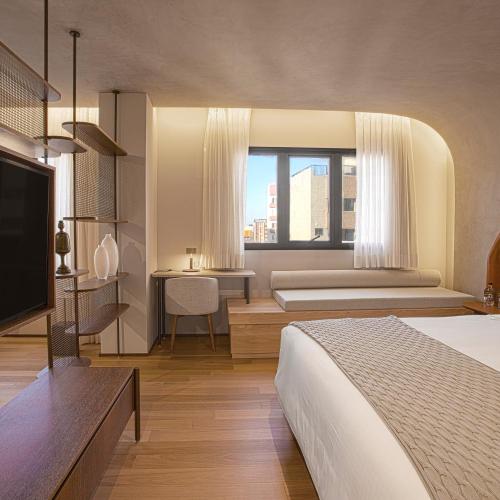 QOYA Hotel Curitiba, Curio Collection by Hilton em Curitiba, PR - pousada e hospedagem