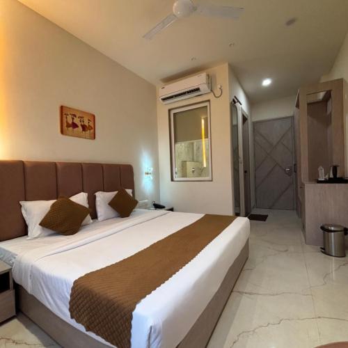 Image of Sethi Grand Hotel