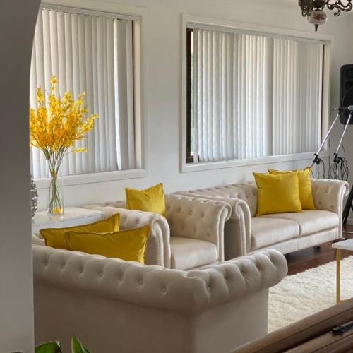 Image of Bradburry Lovely The Outlook