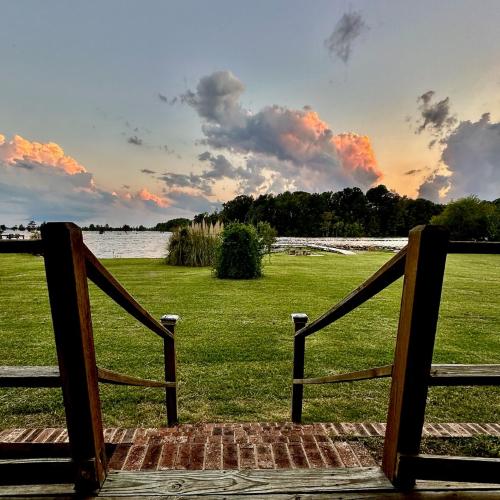 Lakefront Fishing and Grilling - Home Sweet Home!