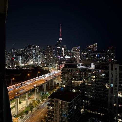 Image of CN Tower & Lake views, 1 bedroom plus den