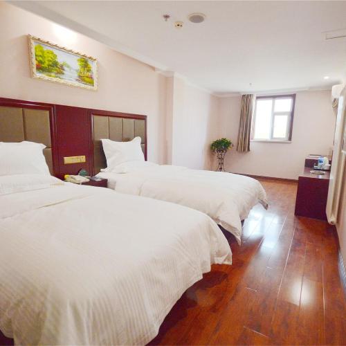 Image of GreenTree Inn HeBei ZhangJiaKou WuYi East Street JianXing Expres