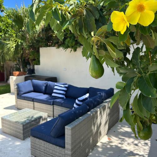 Image of Tranquil Roomy Getaway Close to City