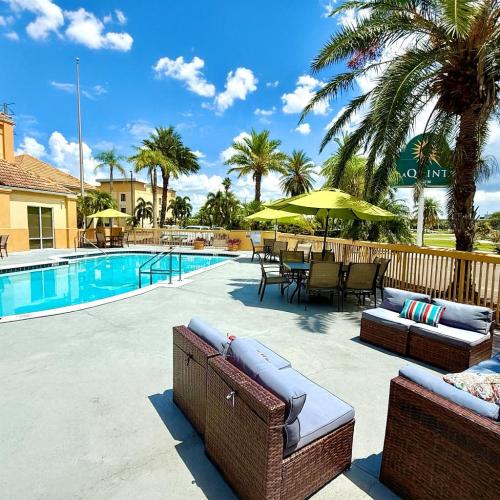 La Quinta by Wyndham Orlando Universal area - Free Shuttle to Universal