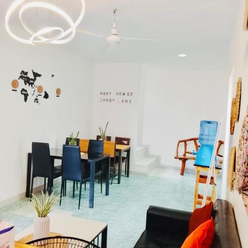 Image of HOST HOMES-SANDY LANE