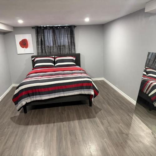 Image of Modern Spacious one room with office space