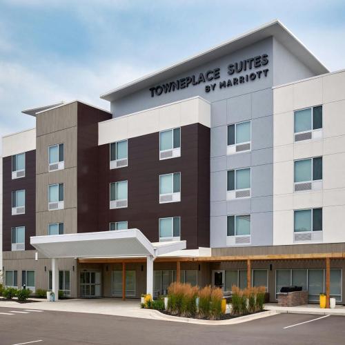 Image of TownePlace Suites by Marriott Lansing North