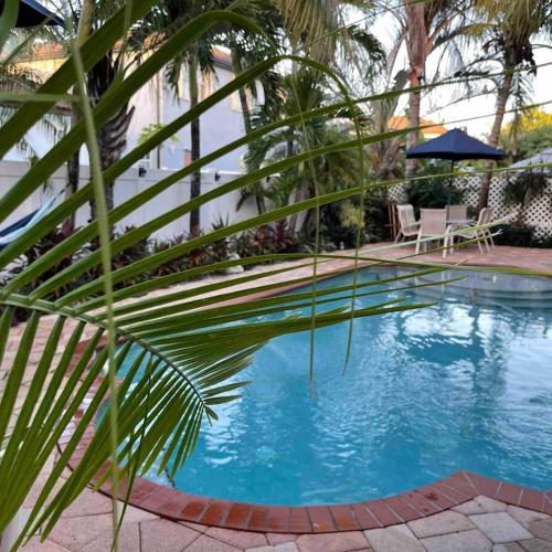 The Miami Lakes Pool House