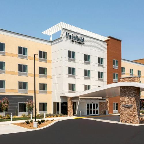 Fairfield Inn & Suites Hanford