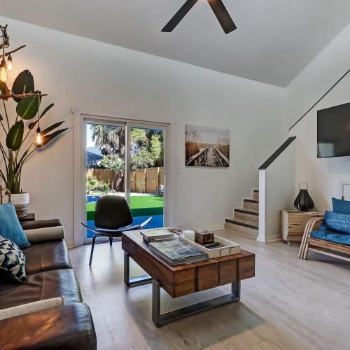 Image of Classy Bohemian Beach Cabana- Close to Beach