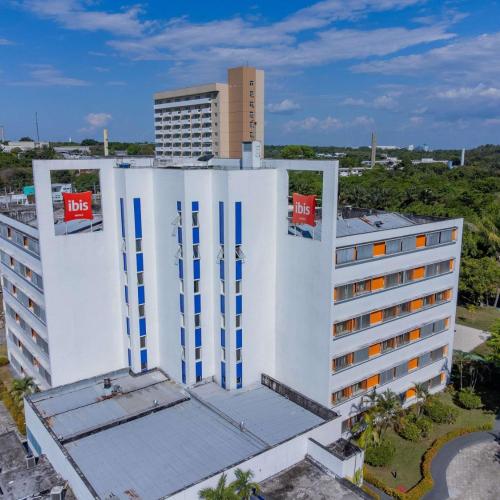 ibis Manaus Distrito Industrial em Manaus, AM - pousada e hospedagem