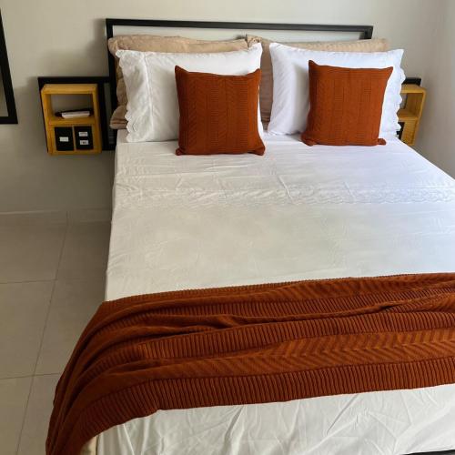 Flat com ar, Vista para o Ibituruna - Rio Doce - 202 em Governador Valadares, MG - pousada e hospedagem