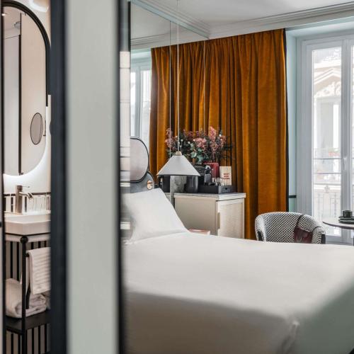 Hotel Faubourg Galant Paris - Handwritten Collection