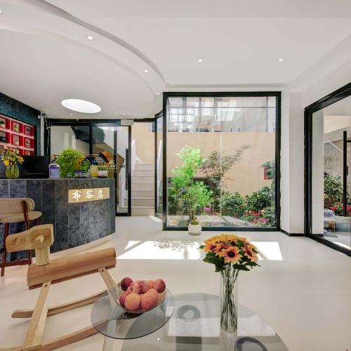 Image of Shangri La cuckoo hotel