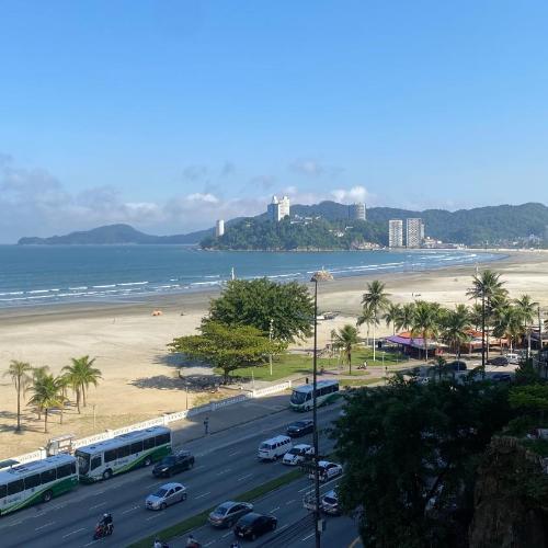 Apartamento Frente à Praia Santos III