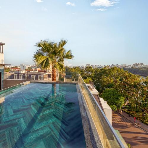 La Siesta Premium Lakeside