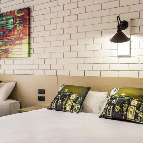 Image of Boomerang Hotel