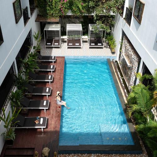 The Calm Oasis