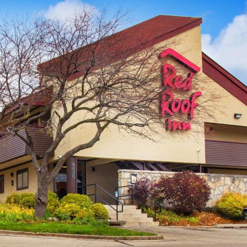 Image of Red Roof Inn Madison, WI