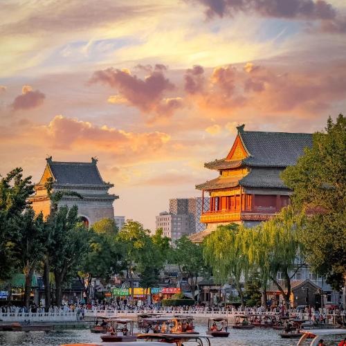 East Sacred Hotel --Beijing Drum Tower, Houhai Bar Street, Old Beijing Hutong, Shichahai Subway