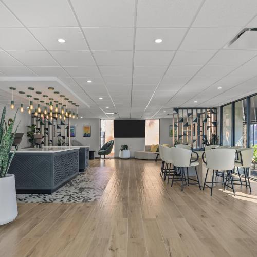 B&B HOTEL Orlando International Drive near Universal - Newly Renovated!