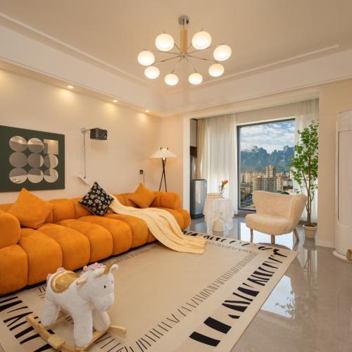 Image of Zhangjiajie Local Vibe Downtown Guesthouse & 2 consecutive night