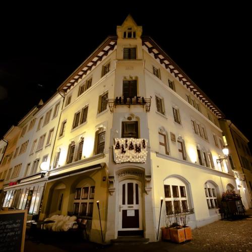 Hotel Albani Bar of Music