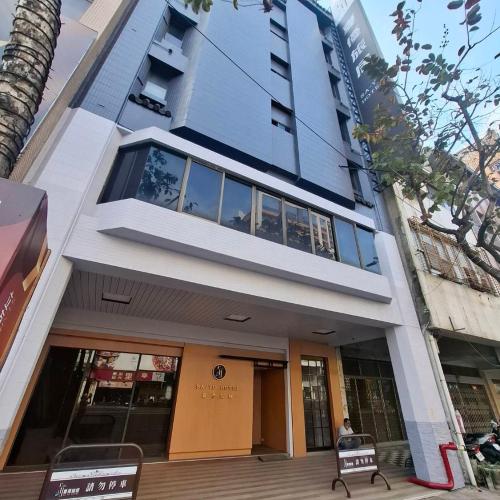 夏優旅居-六合館