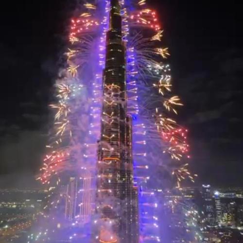 Private Room in High Rise Burj Vista with Burj Khalifa View