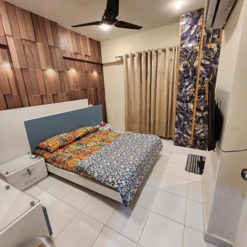 Image of Spacious 2 Bedroom, Living Room & Kitchan Apartment 5 Min from A