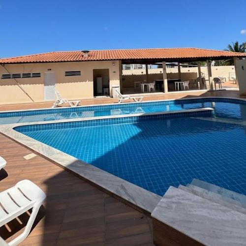 Image of Apartamento 2 Quartos com Piscina e Garagem