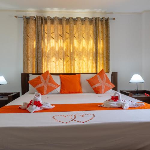 Image of Praslin Island Breeze