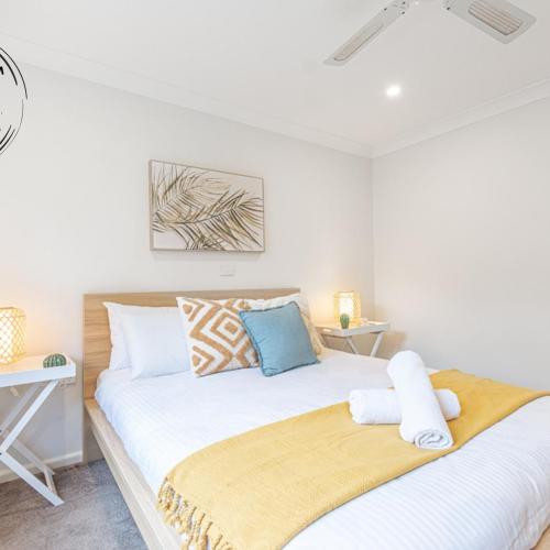 Conveniently Located Double Room Near Eastwood - Shared Bathroom and Kitchen