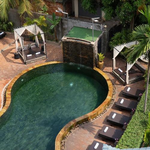 Central Privilege Hotel