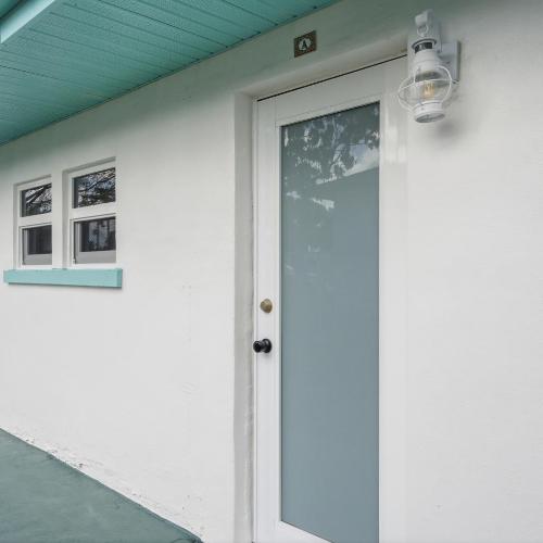 Image of A & B apt