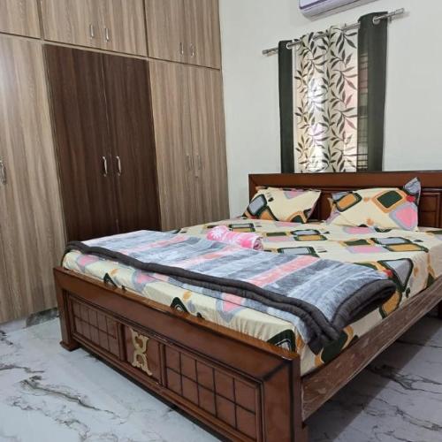 Image of Mukunda 1bk king sized bedroom Ac
