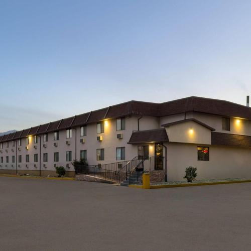 Image of Super 8 by Wyndham Ogden, Utah