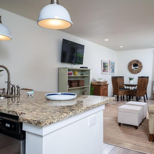 2123 Bay Pointe Villa