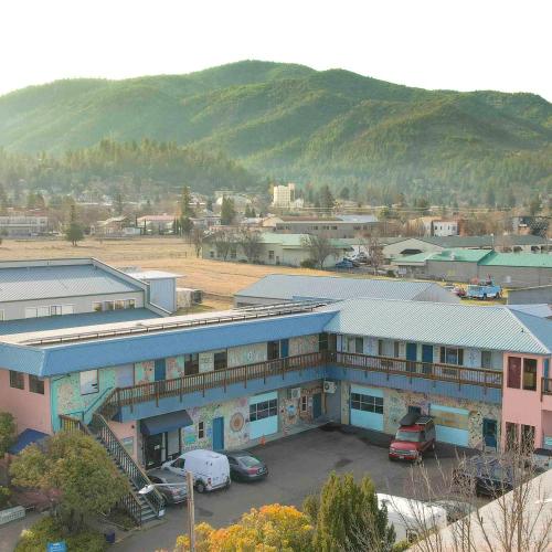 Ashland Commons Hostel