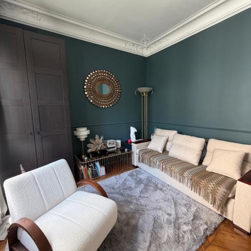 Stylish and private setting Rue des Martyrs, Paris 9th arrondissement
