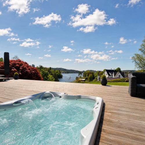Image of Luxurious villa at Troldhaugen