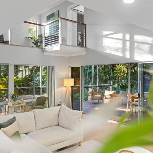 Retreat - Rainforest Pool & Firepit