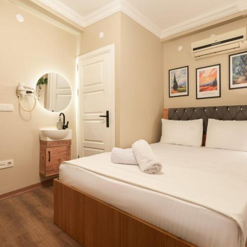 Aura Golden Hotels