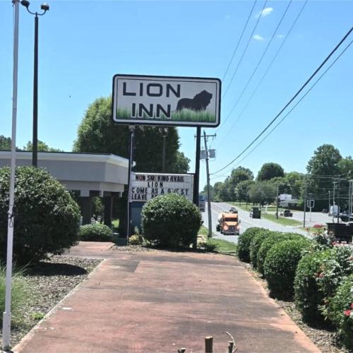 Lion Inn Albemarle By Hotel O Near US 52